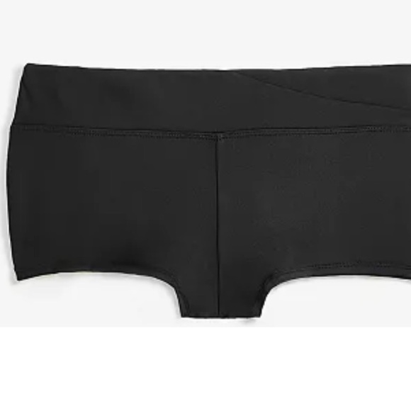 NWT Anne Cole
Women's Twist-Front Shorty Bikini Bottoms Large - Picture 5 of 5